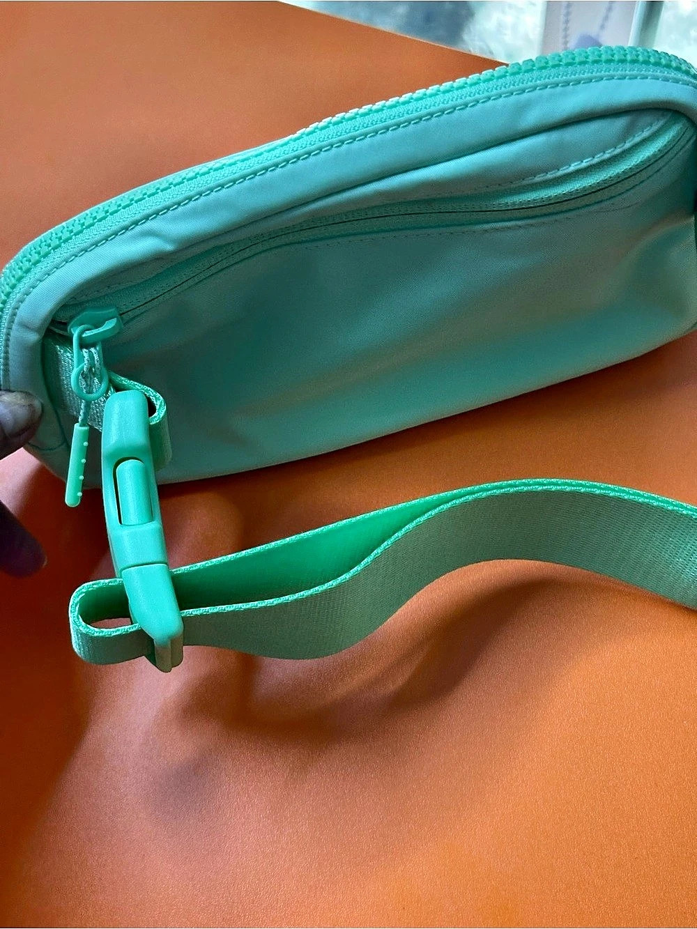 lululemon Everywhere Belt Bag *1L Green Crossbody Bag